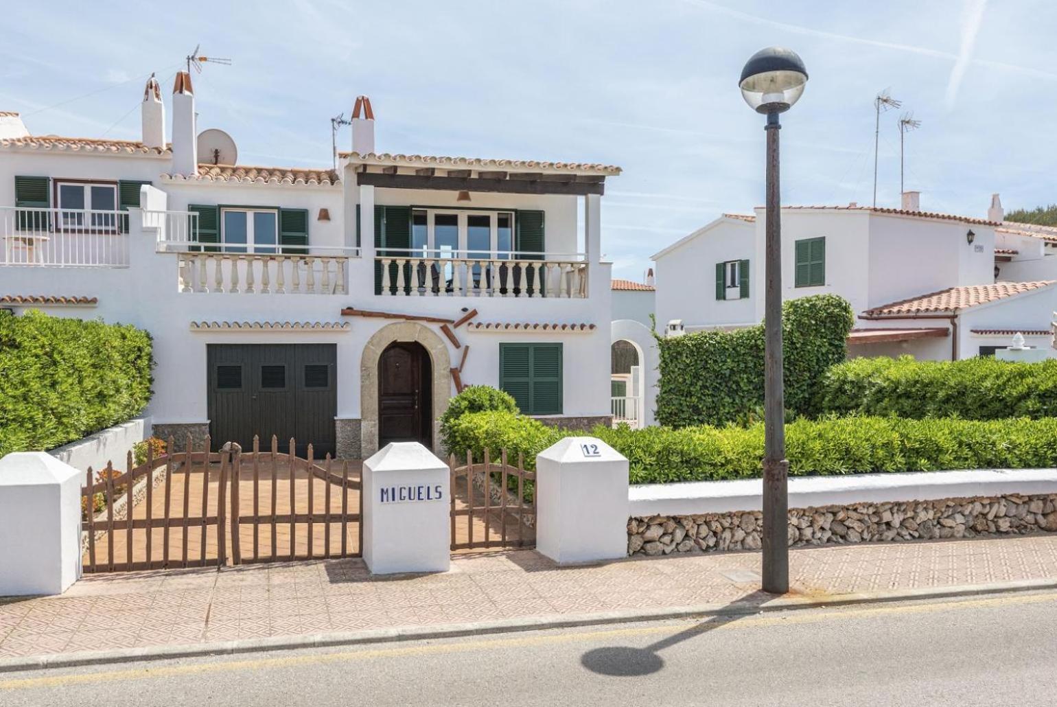 Villa Miguels อาเรนาล เดน กาสเตล ภายนอก รูปภาพ